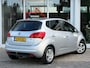 Kia Venga 1.4 CVVT World Cup Edition | Trekhaak | Panoramadak | Navigatie | Camera | Cruise Control