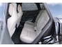 Volvo EX60 P10 AWD Ultra 95 kWh | 2.400 KG Trekgewicht | Google | Bowers & Wilkins Audio | Stoelventilatie | 360 Camera | HD Pixel LED Koplampen | Elektrochromatisch Panoramadak | Stoel-/Stuurverwarming | Getint Glas | Dodehoekdetectie | Pilot Assist Pack | Elek. Achterklep | 21" LM