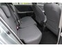 Toyota Yaris 1.3 VVTi Aspiration | Handbediende airconditioning | donkergrijs stoffen bekleding Aspiration-design | 15” wieldoppen ‘Aspiration’ | 2 extra speakers | curtain airbags | knie airbag | verwarmde buiten
