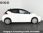 Toyota Yaris 1.5 Hybrid 115 Dynamic Luxury Bi-Tone | Stuur- & Stoelverwarming | Parkeersensoren | Adaptieve Cruise Control | BSM