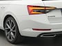 Skoda Superb Combi 1.4 TSI iV Sportline Business 218 pk DSG | DCC | LED Matrix | Trekhaak | Side Assist | Adaptieve Cruise control | Navigatie