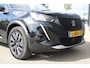 Peugeot e-2008 EV GT Pack 50 kWh | Fase 3 laden | SOH 90,94% | Panorama/schuifdak | Stoelverwarming | All season | 18 Inch | NL auto |