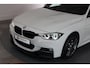 BMW 3-Serie 320i High Executive M-Sport LED, Cruise Control, Stoelverwarming, Bluetooth, Navigatie