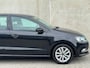 Volkswagen Polo 1.0 First Edition 5D 2014 Zwart AIRCO|CRUISE