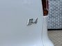 Volvo XC40 2.0 B4 Plus Dark | Trekhaak | Lichtmetalen Velgen 19 inch | All-Season banden | Harman Kardon Audio | Achteruitrijcamera | Parkeersensoren | Keyless Entry | Elektrische Achterklep | Elektrisch Verstelbare Voorstoelen | Stoelverwarming | Google Navigatie | Apple Carplay | Android Auto