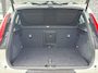 Volvo XC40 2.0 B4 Plus Dark | Trekhaak | Lichtmetalen Velgen 19 inch | All-Season banden | Harman Kardon Audio | Achteruitrijcamera | Parkeersensoren | Keyless Entry | Elektrische Achterklep | Elektrisch Verstelbare Voorstoelen | Stoelverwarming | Google Navigatie | Apple Carplay | Android Auto