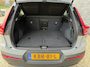 Volvo XC40 2.0 B4 Plus Dark | Trekhaak | Panoramadak | Lichtmetalen Velgen 19 inch | All-Season banden | Harman Kardon Audio | Achteruitrijcamera | Parkeersensoren | Keyless Entry | Elektrische Achterklep | Elektrisch Verstelbare Voorstoelen | Stoelverwarming | Google Navigatie | Apple Carplay | Android Auto