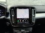 Volvo XC40 2.0 B4 Plus Dark | Trekhaak | Panoramadak | Lichtmetalen Velgen 19 inch | All-Season banden | Harman Kardon Audio | Achteruitrijcamera | Parkeersensoren | Keyless Entry | Elektrische Achterklep | Elektrisch Verstelbare Voorstoelen | Stoelverwarming | Google Navigatie | Apple Carplay | Android Auto