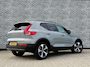 Volvo XC40 2.0 B4 Plus Dark | Trekhaak | Panoramadak | Lichtmetalen Velgen 19 inch | All-Season banden | Harman Kardon Audio | Achteruitrijcamera | Parkeersensoren | Keyless Entry | Elektrische Achterklep | Elektrisch Verstelbare Voorstoelen | Stoelverwarming | Google Navigatie | Apple Carplay | Android Auto
