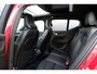 Volvo XC40 1.5 T3 Automaat R-Design | Panoramadak | Trekhaak | Lederen bekleding | 18 inch lichtmetalen velgen | Stoelverwarming voor & achter | Stuurwielverwarming | Sensus Full map navigatie | Apple CarPlay/Android Auto | Elektrisch verstelbare voorstoelen