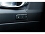 Volvo XC40 1.5 T3 Automaat R-Design | Panoramadak | Trekhaak | Lederen bekleding | 18 inch lichtmetalen velgen | Stoelverwarming voor & achter | Stuurwielverwarming | Sensus Full map navigatie | Apple CarPlay/Android Auto | Elektrisch verstelbare voorstoelen