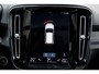 Volvo XC40 1.5 T3 Automaat R-Design | Panoramadak | Trekhaak | Lederen bekleding | 18 inch lichtmetalen velgen | Stoelverwarming voor & achter | Stuurwielverwarming | Sensus Full map navigatie | Apple CarPlay/Android Auto | Elektrisch verstelbare voorstoelen