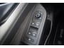 Volkswagen Golf 1.5 eHybrid 204pk Life Edition | SoH 100% | Trekhaak | Dodehoek Detectie | Navigatie