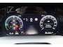 Volkswagen Golf 1.5 eHybrid 204pk Life Edition | SoH 100% | Trekhaak | Dodehoek Detectie | Navigatie