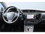 Toyota Auris Touring Sports 1.8 Hybrid Trend | Cruise control | Panoramadak | Climate control |  Camera | Dealer onderhouden