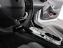 Peugeot e-208 EV GT 51 kWh 96% SOH | Warmtepomp | Cruise Control | Camera | Navigatie | Apple Caprlay/Android Auto | Parkeersensoren Voor en Achter | Keyless