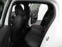 Peugeot e-208 EV GT 51 kWh 96% SOH | Warmtepomp | Cruise Control | Camera | Navigatie | Apple Caprlay/Android Auto | Parkeersensoren Voor en Achter | Keyless