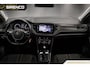 Volkswagen T-Roc 1.5 TSI Style | stoel- en stuur verwarming | trekhaak | climate & adaptieve cruise control |