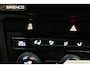 Volkswagen T-Roc 1.5 TSI Style | stoel- en stuur verwarming | trekhaak | climate & adaptieve cruise control |