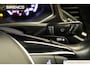 Volkswagen T-Roc 1.5 TSI Style | stoel- en stuur verwarming | trekhaak | climate & adaptieve cruise control |