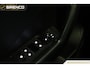 Volkswagen T-Roc 1.5 TSI Style | stoel- en stuur verwarming | trekhaak | climate & adaptieve cruise control |