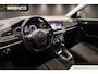 Volkswagen T-Roc 1.5 TSI Style | stoel- en stuur verwarming | trekhaak | climate & adaptieve cruise control |