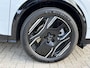 Peugeot E-3008 GT Long Range 230 97 kWh | Nieuwe Auto | Tot 8 jaar Garantie | 700 KM WLTP | Stoel & Stuurverwarming | LED Matrix Verlichting | Navigatie | 20" Lichtmetalen Velgen | 360 Graden Camera | Dode Hoek Detectie | Adaptieve Cruise Control | Hoge Zitpositie | Warmtepomp |