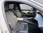 Peugeot E-3008 GT Long Range 230 97 kWh | Nieuwe Auto | Tot 8 jaar Garantie | 700 KM WLTP | Stoel & Stuurverwarming | LED Matrix Verlichting | Navigatie | 20" Lichtmetalen Velgen | 360 Graden Camera | Dode Hoek Detectie | Adaptieve Cruise Control | Hoge Zitpositie | Warmtepomp |