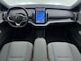 Volvo EX30 Cross Country Twin Motor Performance Ultra / 4X4 / Panoramdak / 360 Camera / Elektr. Stoelen / Stoelverwarming + Stuurw. Verwarming / Getint Glas Achter /  Google / Harman Kardon Audio /