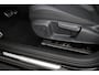 Volkswagen T-Roc 1.5 eTSI R-Line | ACC | Trekhaak | BLIS | Camera | Keyless Advanced | Stoel+Stuurverwarming | Getint glas