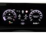 Volkswagen T-Roc 1.5 eTSI R-Line | ACC | Trekhaak | BLIS | Camera | Keyless Advanced | Stoel+Stuurverwarming | Getint glas