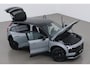 Volvo EX30 Cross Country Twin Motor Performance Ultra 69 kWh | Harman/Kardon | Panoramadak | 360° Camera | Warmtepomp | BLIS | Park Pilot Assist | Stoel+Stuurverwarming