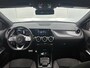 Mercedes-Benz GLA 200 AMG line | Trekhaak | Alarm scm 3 | Dodehoek assistent | Stoelverwarming | Achteruitrijcamera | Spiegel pakket Inclusief 24 maanden Mercedes-Benz Certified garantie voor Europa.