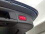 Mercedes-Benz GLA 200 AMG line | Trekhaak | Alarm scm 3 | Dodehoek assistent | Stoelverwarming | Achteruitrijcamera | Spiegel pakket Inclusief 24 maanden Mercedes-Benz Certified garantie voor Europa.