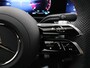 Mercedes-Benz A-klasse 180 Business Solution AMG | Panoramadak | Premium plus | Elek. Stoelen met Geheugen | HUD | Stoelverwarming | Parkeercamera | Multibeam LED | Keyless Entry/Go |