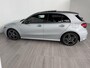 Mercedes-Benz A-klasse 180 Business Solution AMG | Panoramadak | Widescreen | Sfeerverlichting | Parkeercamera | Stoelverwarming |