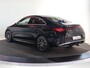 Mercedes-Benz CLA 200 Business Solution AMG 58 kWh | Elek. Trekhaak | Panoramadak | Premium Pakket | Superscreen | HUD | Burmester | Elek. Stoelen met Geheugen | Keyless Entry/Go | Apple Carplay/Android Auto |