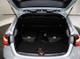 Mercedes-Benz A-klasse 250e Business Solution AMG | Panoramadak | Premium Plus | 19” AMG-velgen | HUD | Dodehoekassistent | Elek. Stoelen met Geheugen | Keyless Entry/Go |