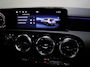 Mercedes-Benz A-klasse 250e Business Solution AMG | Panoramadak | Premium Plus | 19” AMG-velgen | HUD | Dodehoekassistent | Elek. Stoelen met Geheugen | Keyless Entry/Go |