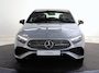 Mercedes-Benz A-klasse 250e Business Solution AMG | Panoramadak | Premium Plus | 19” AMG-velgen | HUD | Dodehoekassistent | Elek. Stoelen met Geheugen | Keyless Entry/Go |