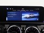 Mercedes-Benz CLA Shooting Brake 180 Business Solution AMG | Premium Plus | Night Pakket | Panoramadak | Elek. Sportstoelen met Geheugen | Multispaaks Velgen | HUD | Apple Carplay/Android Auto | Dodehoekassistent | 360° camera | Stoelverwarming |
