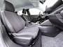 Peugeot e-2008 Active Pack 50kWh | 1ste eigenaar | ACCU 90% | Parkeersensoren | Stoelverwarming | Navigatie | Climate | AUTOMAAT