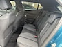 Peugeot e-2008 EV Allure 54 kWh | tot 406km WLTP range | Parkeersensoren voor + achter | Draadloos Apple Carplay/Android Auto | Cruise Control | Privacy Glass