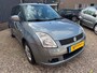 Suzuki Swift 1.3 exclusive! Airco, elektr ramen, 5 deurs, nieuwe APK bij aflevering!