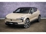 Volvo EX30 P5 Long Range Ultra 69 kWh | Elektrisch Verstelbare Voorstoelen | Stuur-/Stoelverwarming | 360 Camera | Panoramadak | Park Pilot Assist | | Adaptieve Cruise Control | BLIS | Getint Glas | Black Interieur |