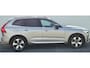 Volvo XC60 2.0 T6 Phev AWD Plus Dark Lighting Pack - Power seats met Memory - 19” Wielen - Panoramadak - Harman Kardon Audio - 360 Cam - 2250 KG Trekgewicht - Climate - Achterbank verwarming - Privacy Glass – RA00 Leder – Full led koplampen - Standkachel met timer