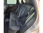Volvo XC60 2.0 T6 Phev AWD Plus Dark Lighting Pack - Power seats met Memory - 19” Wielen - Panoramadak - Harman Kardon Audio - 360 Cam - 2250 KG Trekgewicht - Climate - Achterbank verwarming - Privacy Glass – RA00 Leder – Full led koplampen - Standkachel met timer