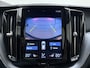 Volvo XC60 T5 251pk Automaat Momentum Pro / Stoelverwarming / Trekhaak / Leder / Zittingverlenger / AppleCarplay / PDC + Camera / lane Keeping Aid / Elektr. Achterklep / 18'' /