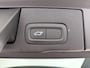 Volvo XC60 T5 251pk Automaat Momentum Pro / Stoelverwarming / Trekhaak / Leder / Zittingverlenger / AppleCarplay / PDC + Camera / lane Keeping Aid / Elektr. Achterklep / 18'' /