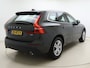 Volvo XC60 T5 251pk Automaat Momentum Pro / Stoelverwarming / Trekhaak / Leder / Zittingverlenger / AppleCarplay / PDC + Camera / lane Keeping Aid / Elektr. Achterklep / 18'' /